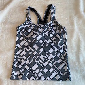 Nike bra top S 4-6 EUC